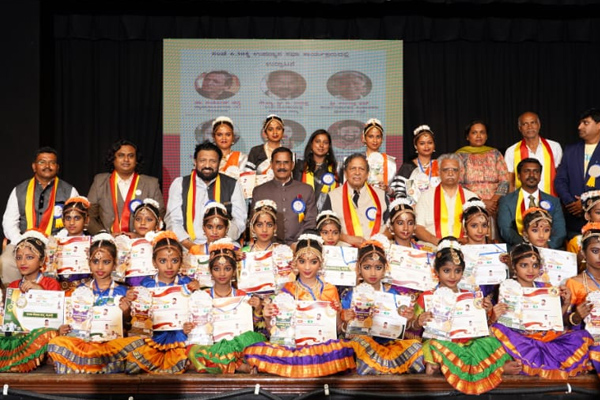 Idu nimma Vahini kala vedike