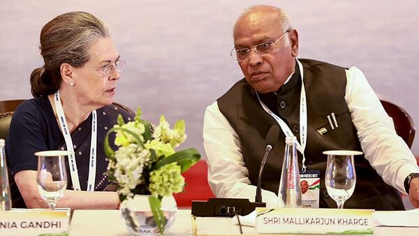 Mallikarjun_Kharge_1689666159932_1689666160271