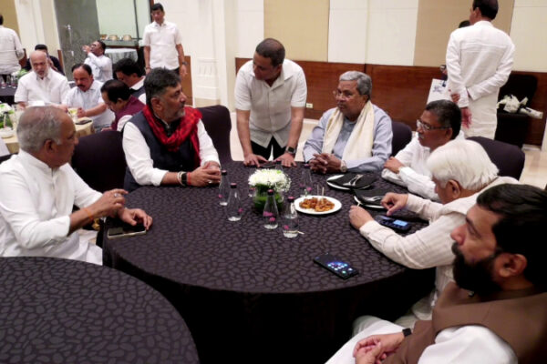 d.k.shivakumar-dinner-party