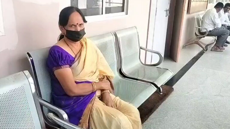 Yash-Mother-2